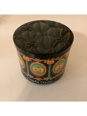 Pumpkin Carving 3-Wick Candle 25-45 burn hours 14.5 oz Bath & Body Works